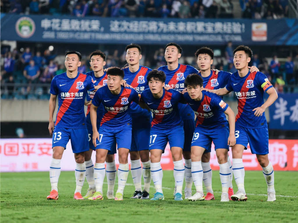 首届电竞亚冠收官:申花无缘决赛,C罗率纳斯尔捧杯 首届电竞亚冠收官:申花无缘决赛,C罗率纳斯尔捧杯